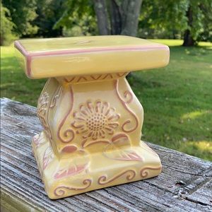 Southern Living At Home Tuscan Pedestal